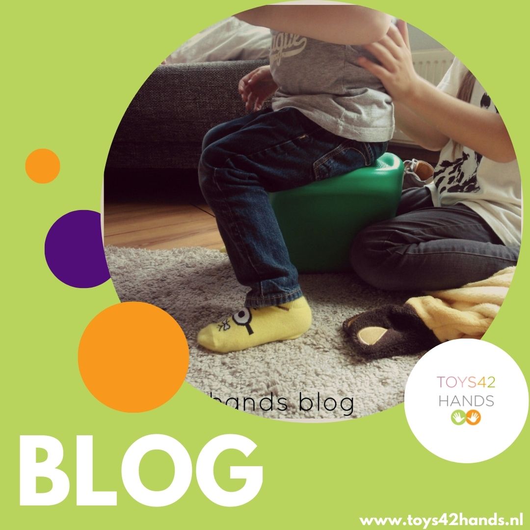 Stoeltje otto: evenwicht, ervaren van bewegingen, contact maken met de grond! Blogpost Toys42hands