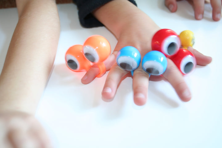 Toys42Hands Oobi vingerogen M