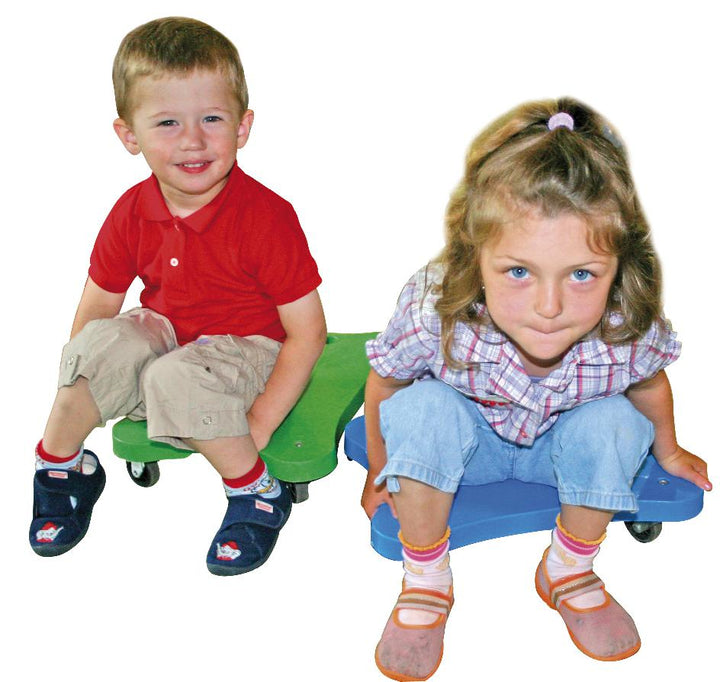 JToys Rolplank, kinderen zittend op motoriek rolplank, speelmateriaal, speelgoed, oefenmateriaal