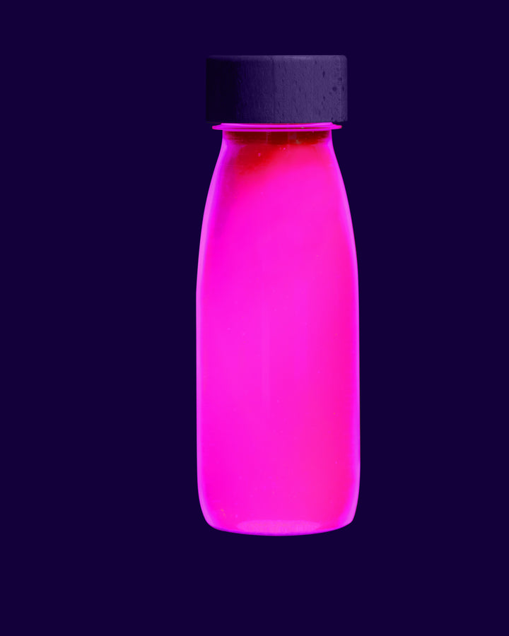 petit boum sensor fles pink fluo donkere achtergrond